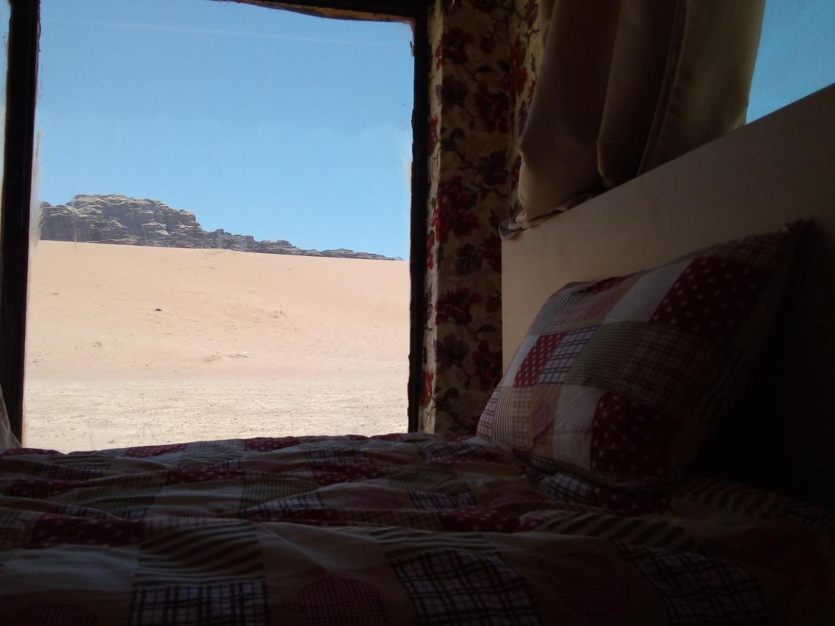 Mozoon Camp Hotell Wadi Rum Exteriör bild