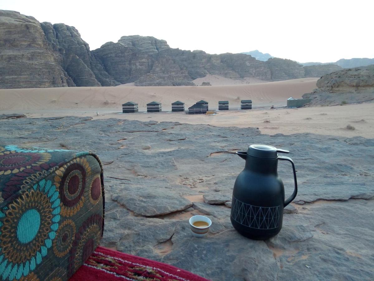 Mozoon Camp Hotell Wadi Rum Exteriör bild