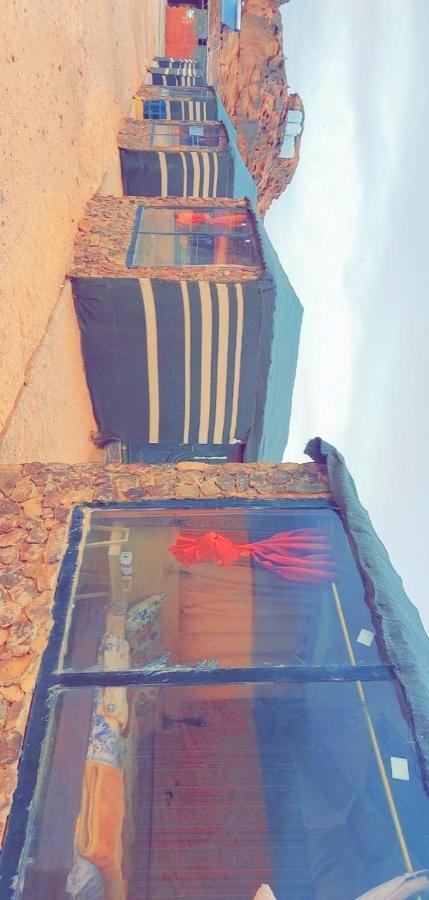 Mozoon Camp Hotell Wadi Rum Exteriör bild